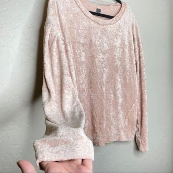 We the Free Pink Milan Velour Pullover Sweater Medium - Picture 3 of 9